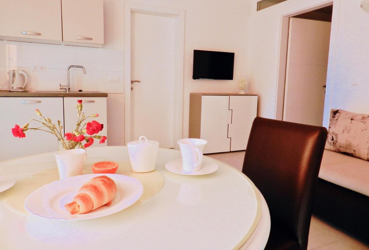 Diamant Apartments Baška Voda Exteriör bild