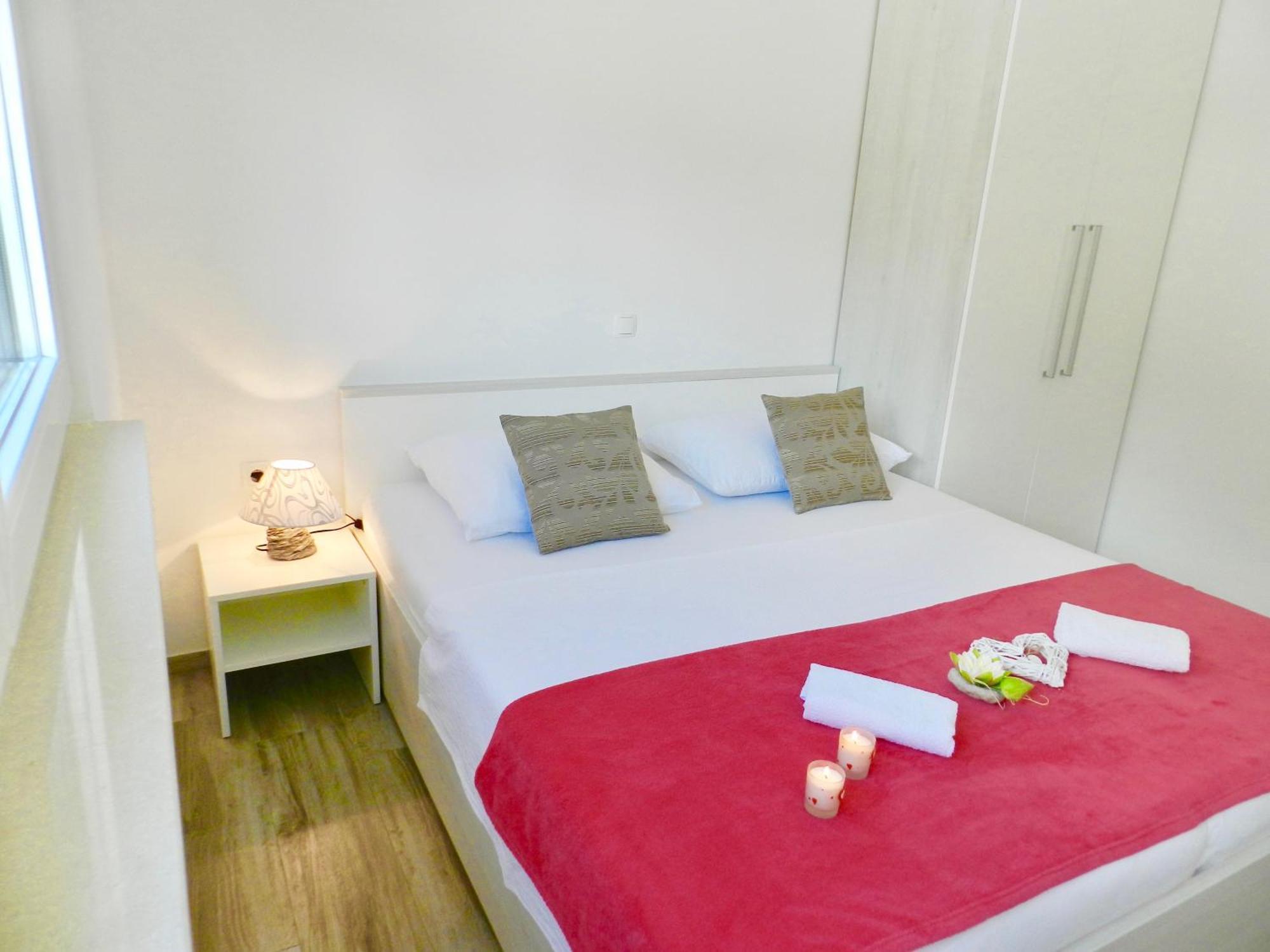 Diamant Apartments Baška Voda Exteriör bild