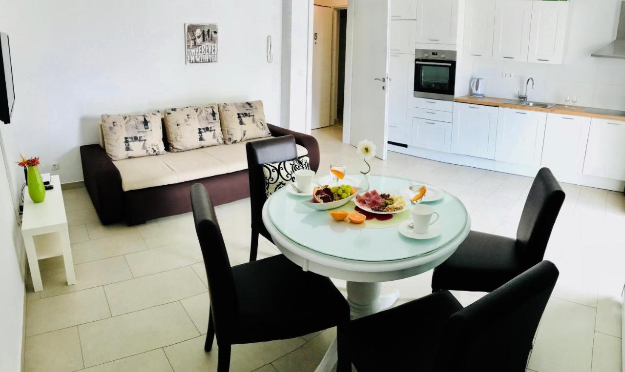 Diamant Apartments Baška Voda Exteriör bild
