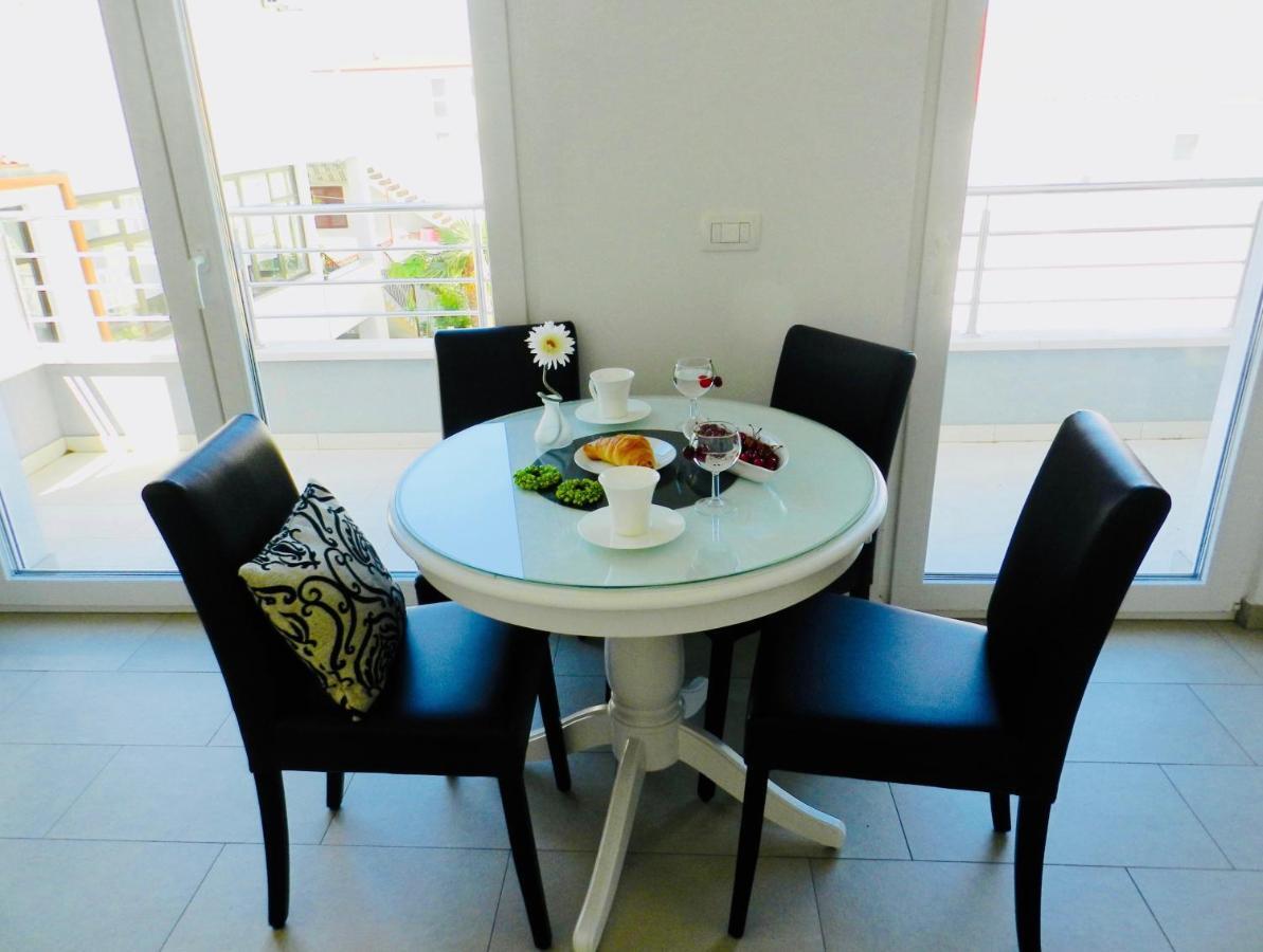Diamant Apartments Baška Voda Exteriör bild